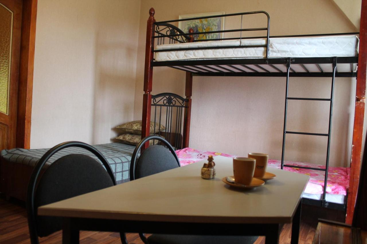 Hostel Teremok Kiev Esterno foto